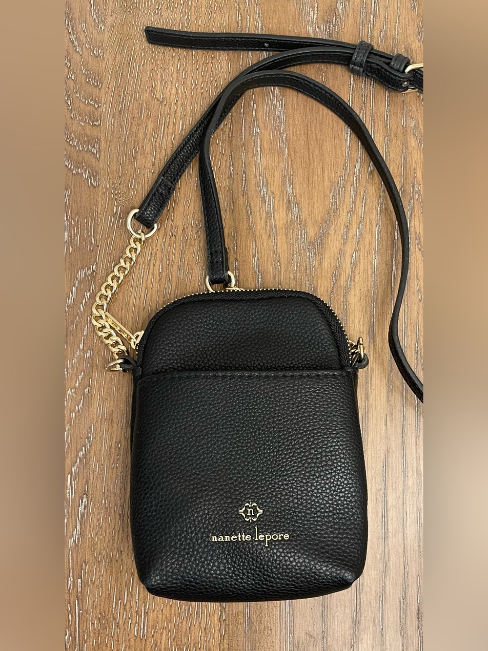 Nanette Lepore Black Pebbled Crossbody Phone Pouch